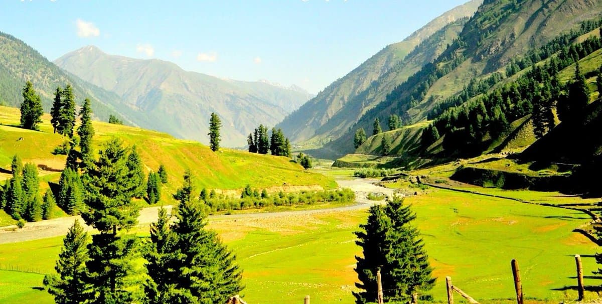 Photo 10 of Warwan Valley Trek